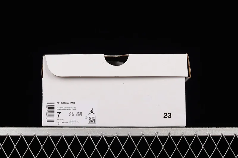 All categories Air Jordan Jordan series basketball shoes Air Jordan 1 Mid Air Jordan 1 Mid SE "Marine Green" AJ1 Joe 1 white cyan Zhongbang basketball shoes DV2229-300